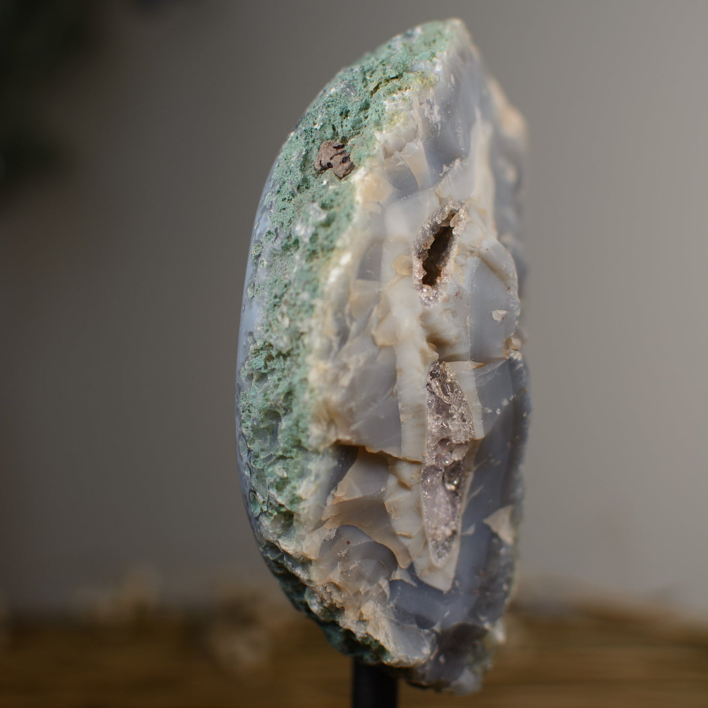 Agate Geode on Custom Stand | Surry Hills Stones