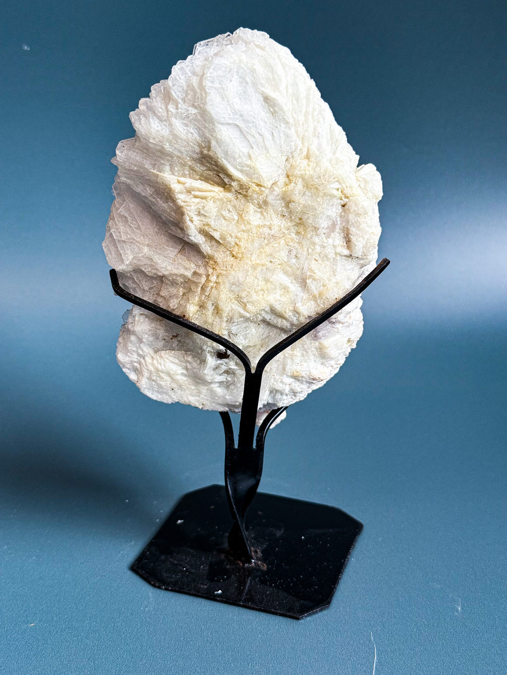 Feldspar, Clevelandite