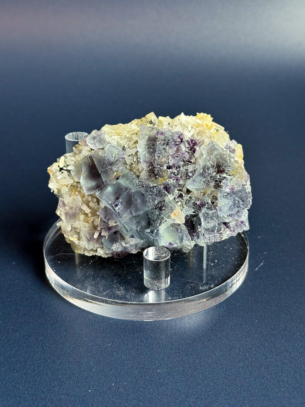 Fluorite, Quartz