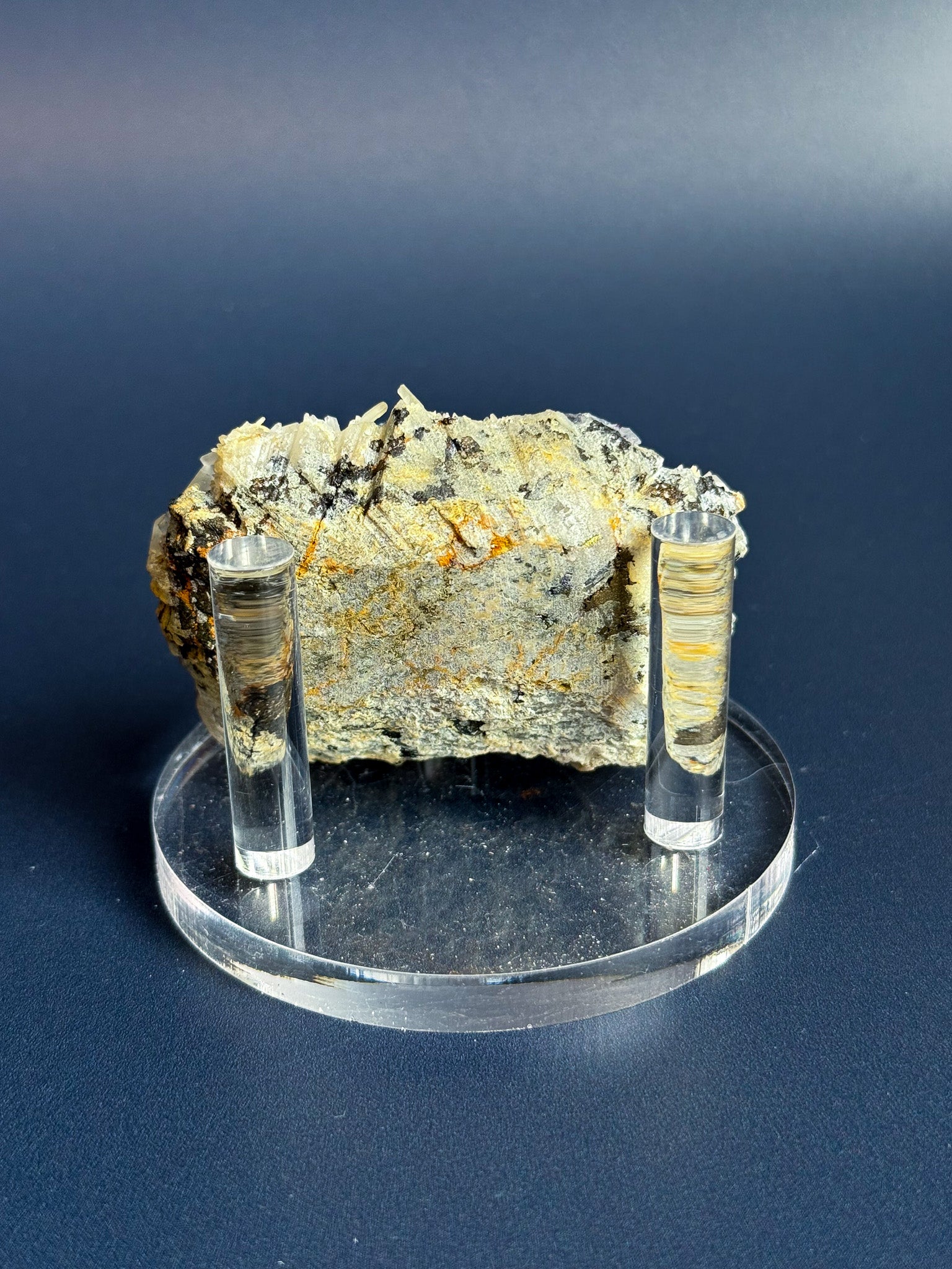Fluorite, Quartz