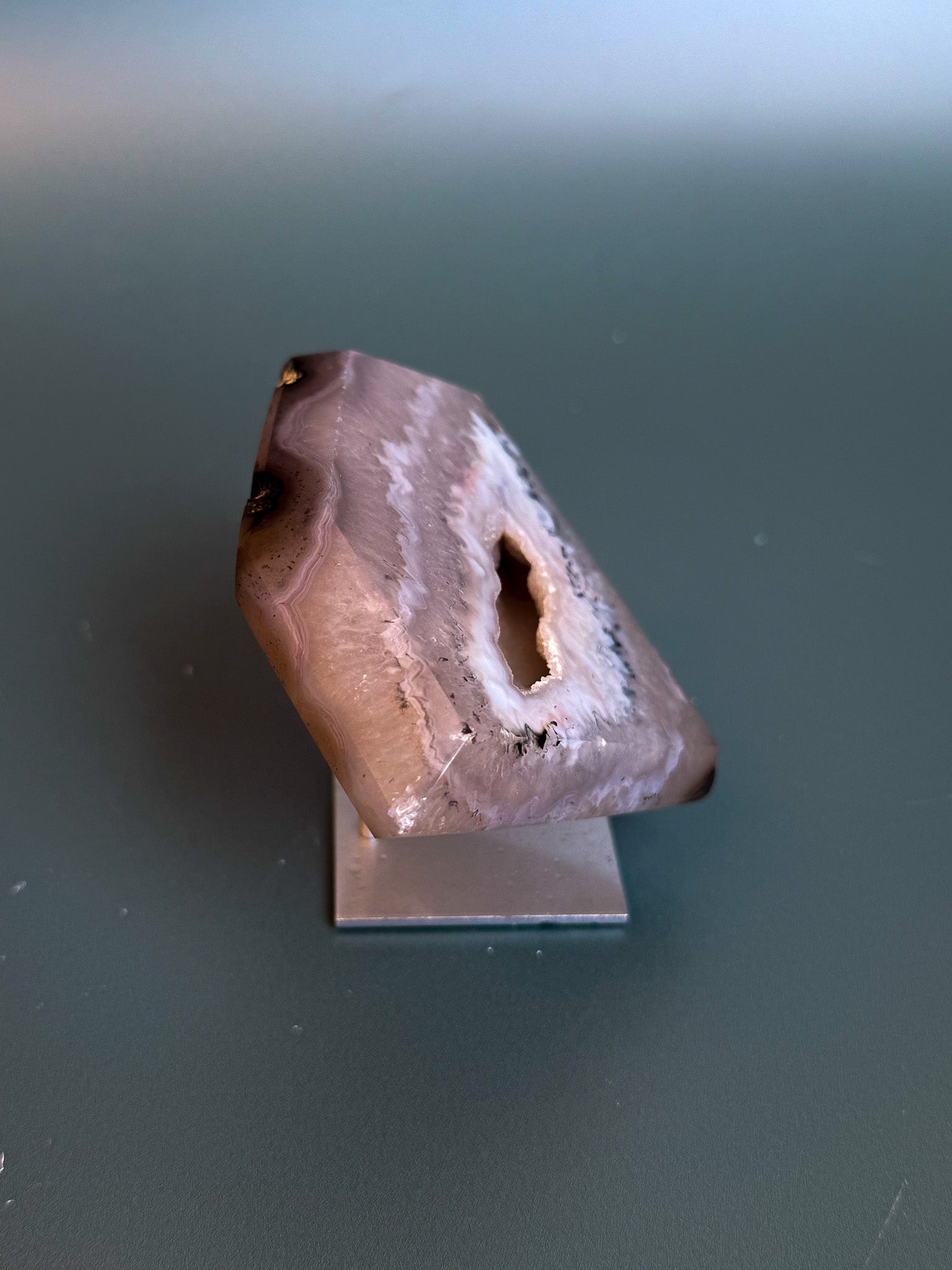 Agate Diamond on Base
