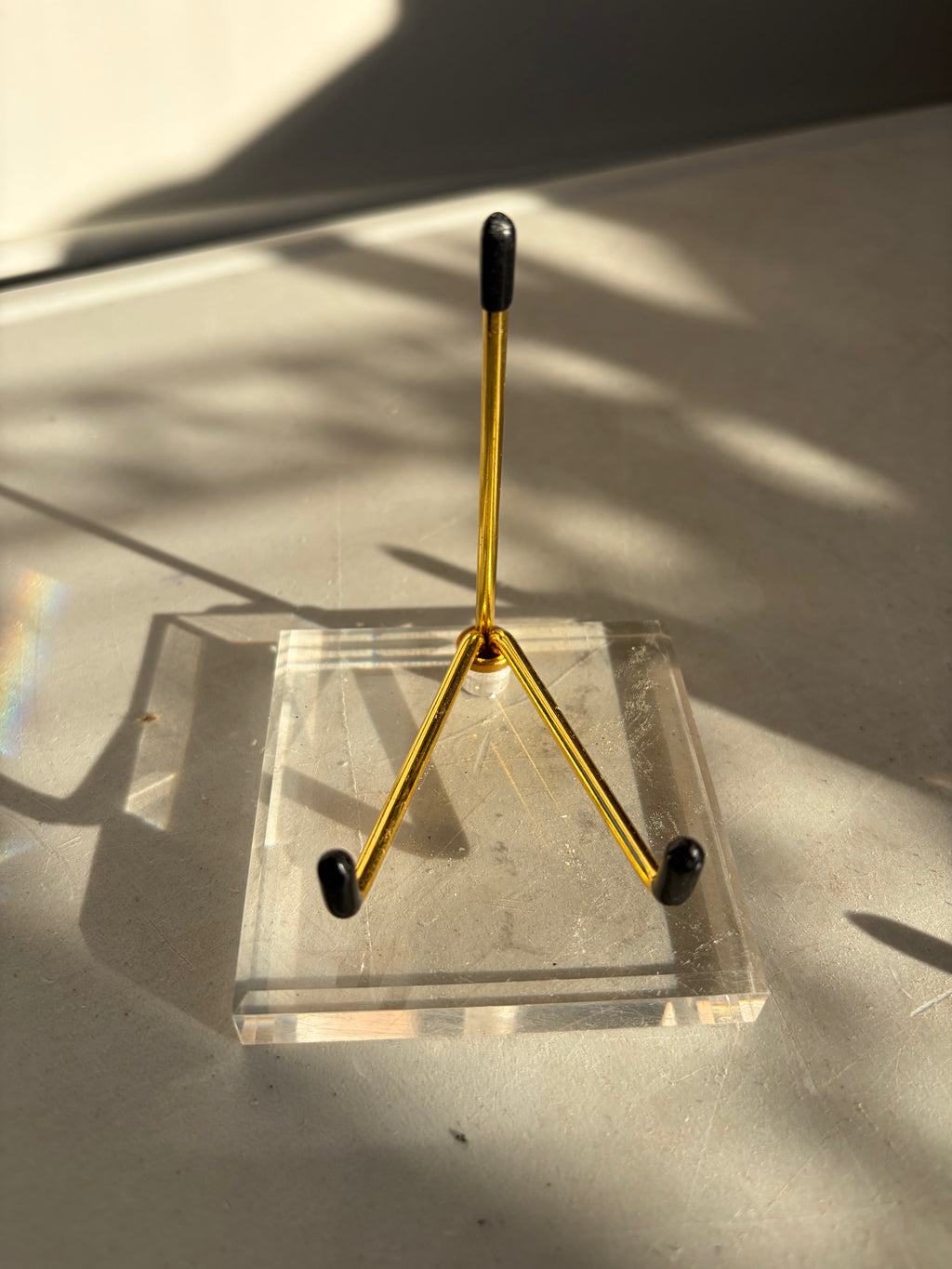 Stand with Acrylic Base